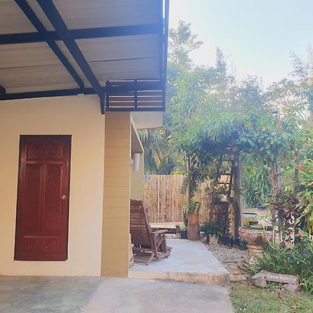 Mind'S Homestay มายด์โฮมสเตย์ Kampong Huaibu Exterior photo